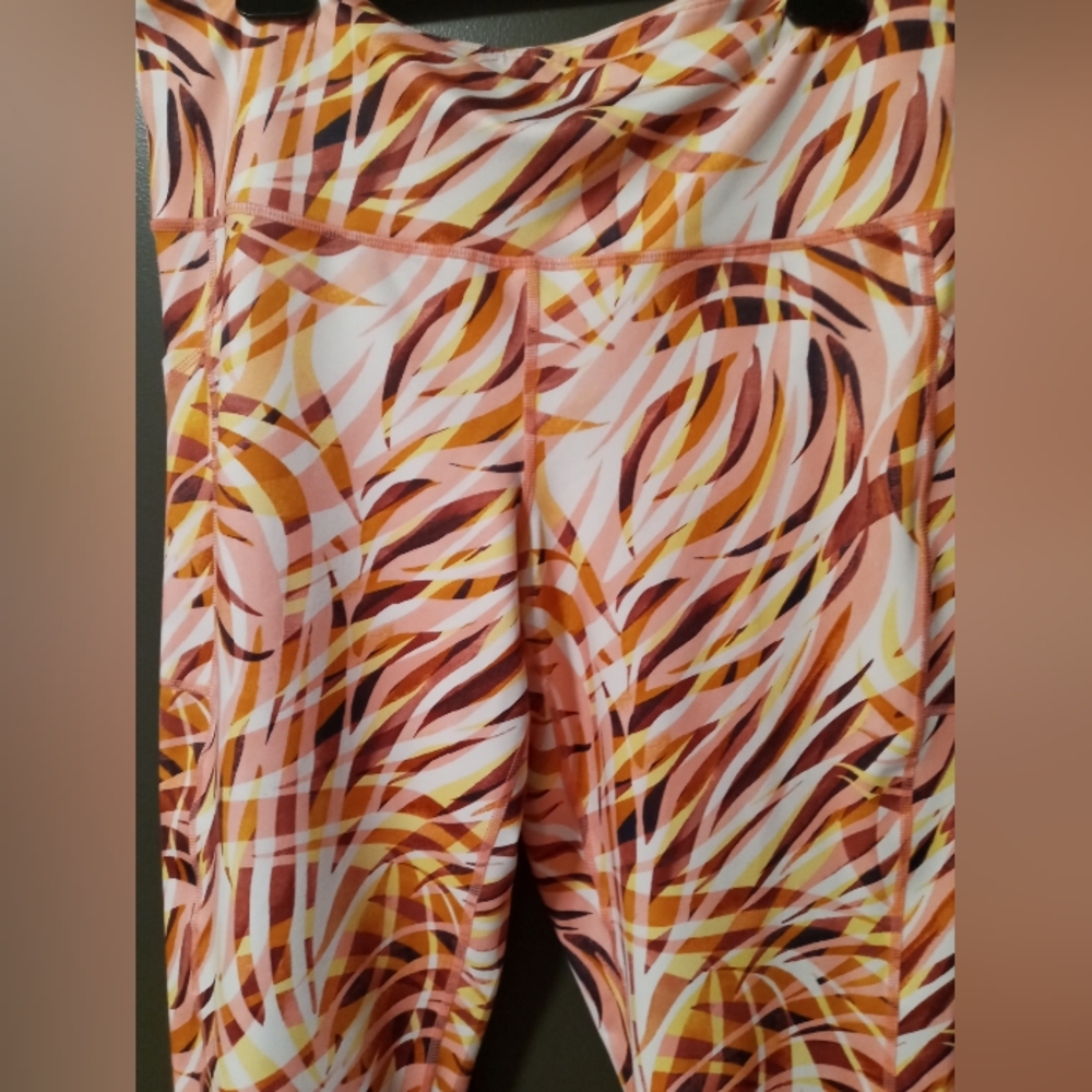 Ideology XL Leggings NWT UPF 50+, Pockets - Picture 6 of 7